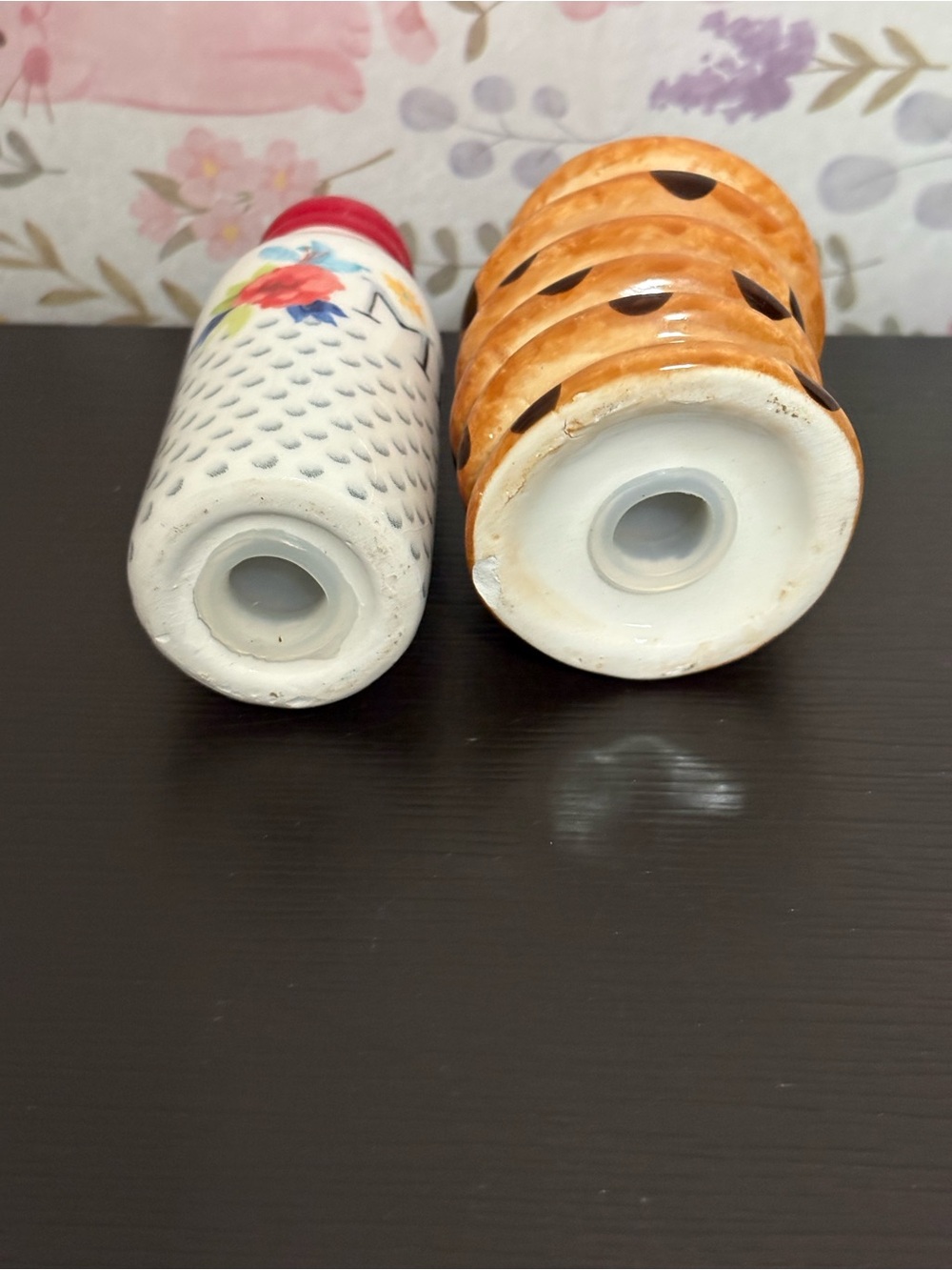 Pioneer Woman milk and cookies salt and pepper shakers. Preowned. - Picture 4 of 6